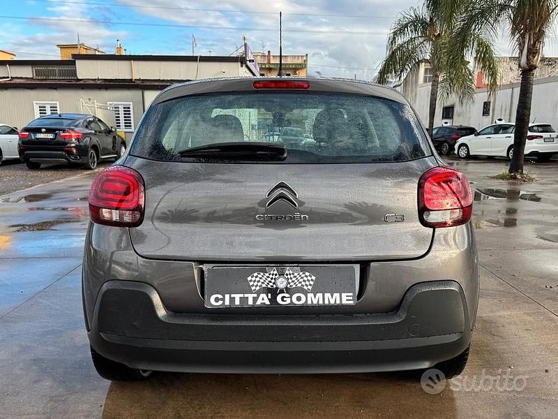 Usata Citroën C3 102 CV (75 kW) 2022 Grigio Berlina