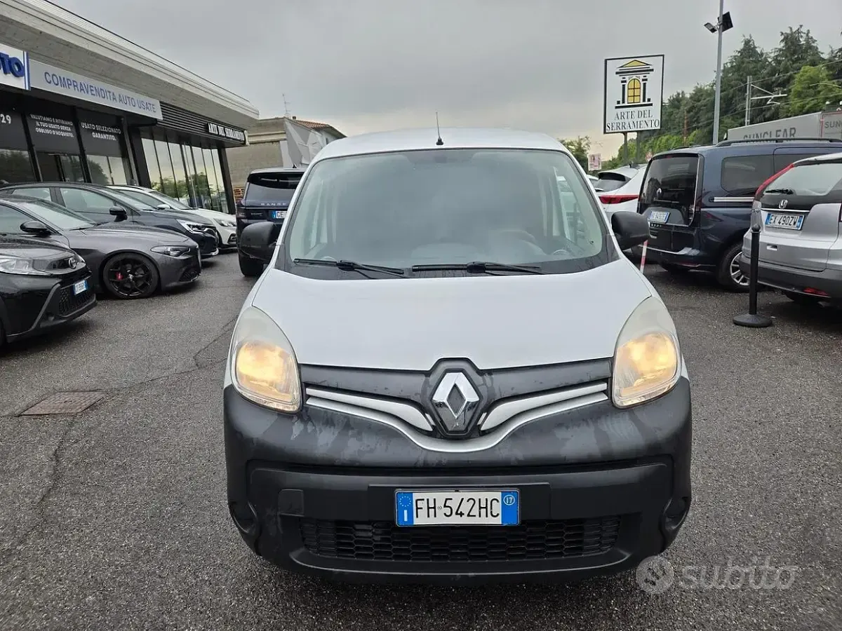 Usata Renault Kangoo 90 CV (66 kW) 2017 Bianco Monovolume