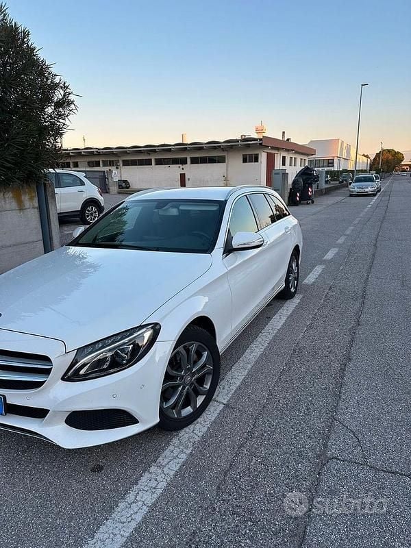 Usata Mercedes 200 122 CV (89 kW) 2015 Bianco Station wagon