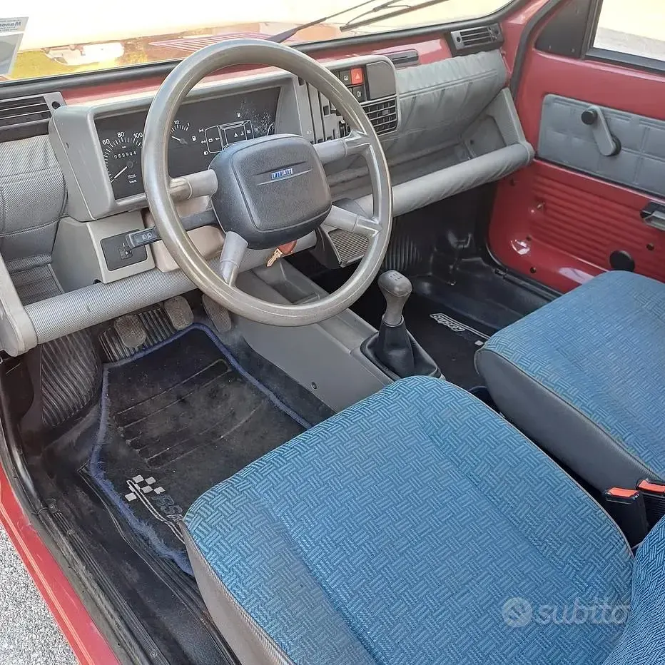 Usata Fiat Panda Young 34 CV (25 kW) 2000 Rosso Berlina