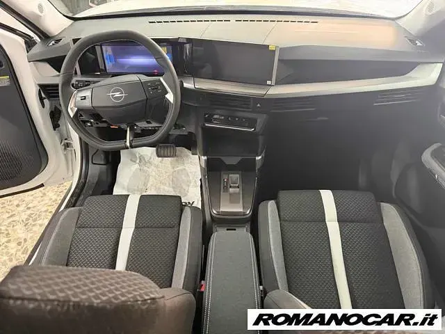 Nuova Opel Frontera 136 CV (100 kW) 2026 Bianco SUV
