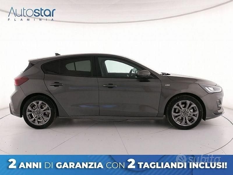 Usata Ford Focus ST-Line 125 CV (91 kW) 2023 Grigio Berlina