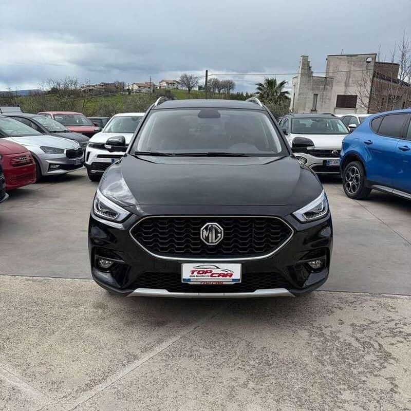 Usata MG ZS Luxury 106 CV (77 kW) 2023 Nero SUV