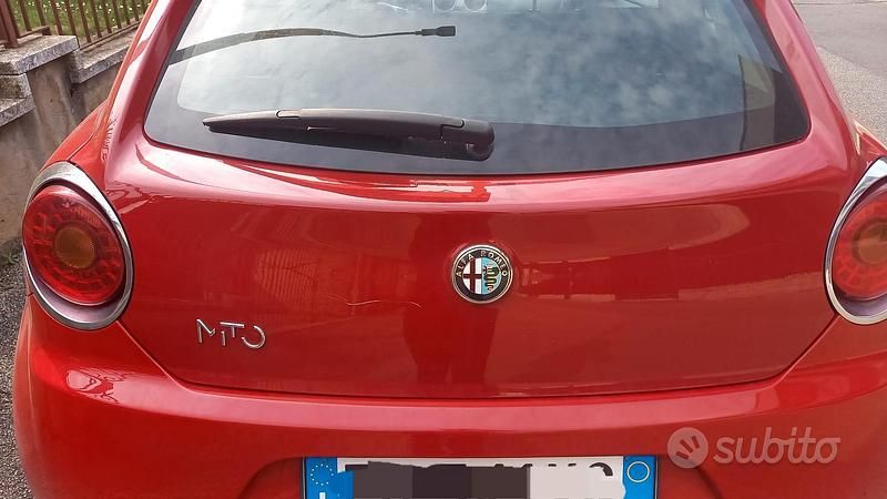 Usata Alfa Romeo MiTo 120 CV (88 kW) 2015 Rosso Utilitaria