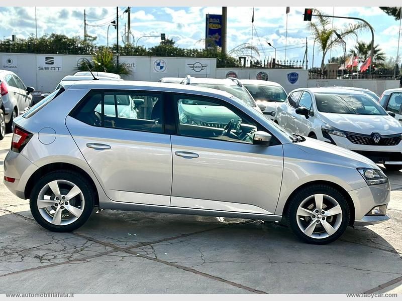 Usata Skoda Fabia Design Edition 60 CV (44 kW) 2019 Grigio Berlina