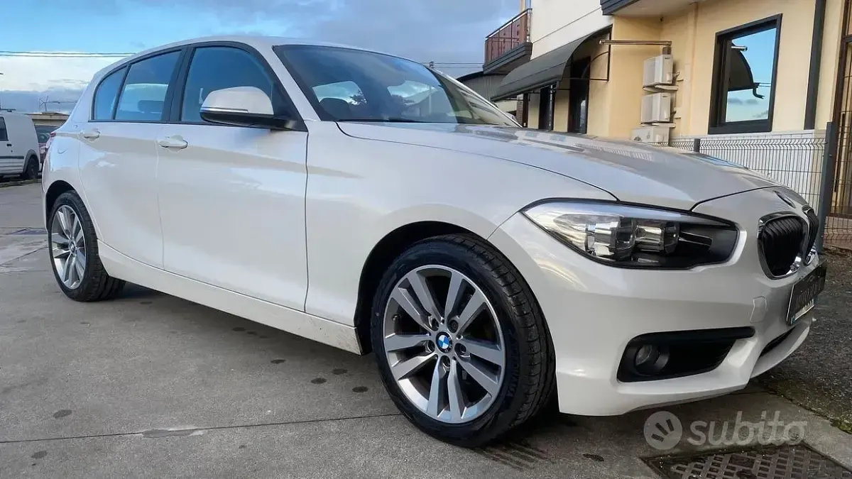 Usata BMW 116 Sport Line 116 CV (85 kW) 2017 Bianco Utilitaria