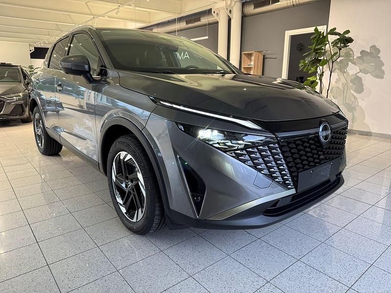 Usata Nissan Qashqai N-Connecta 140 CV (102 kW) 2025 Darkmetal grey SUV
