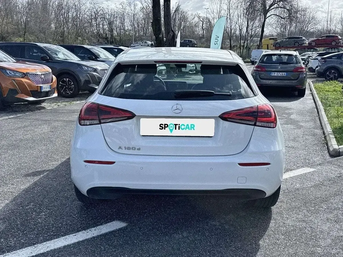 Usata Mercedes A180 Executive 116 CV (85 kW) 2019 Bianco Utilitaria
