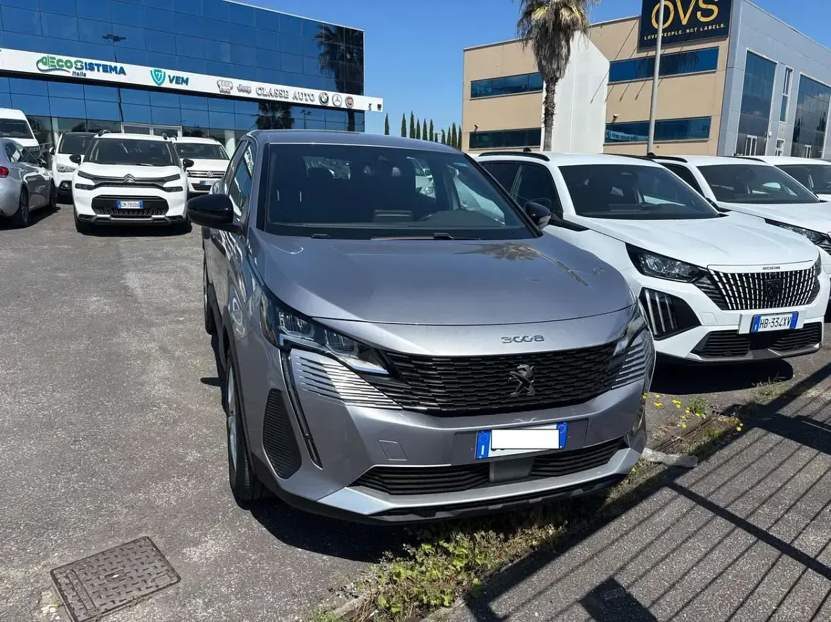 Usata Peugeot 3008 131 CV (96 kW) 2024 Grigio SUV