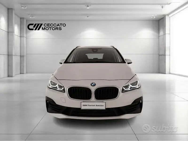 Usata BMW 220 Gran Tourer Advantage 190 CV (139 kW) 2021 Bianco Monovolume