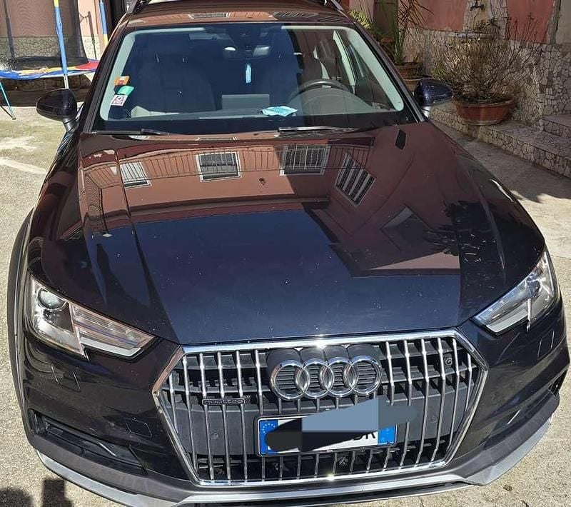 Usata Audi A4 Allroad Business 190 CV (139 kW) 2017 Blu/azzurro Station wagon