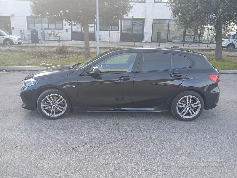 Usata BMW 120 M Sport 190 CV (139 kW) 2025 Nero Utilitaria