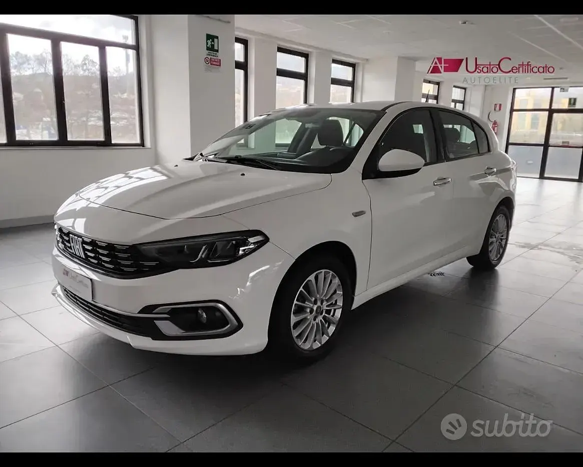 Usata Fiat Tipo Business 131 CV (96 kW) 2022 Bianco Berlina