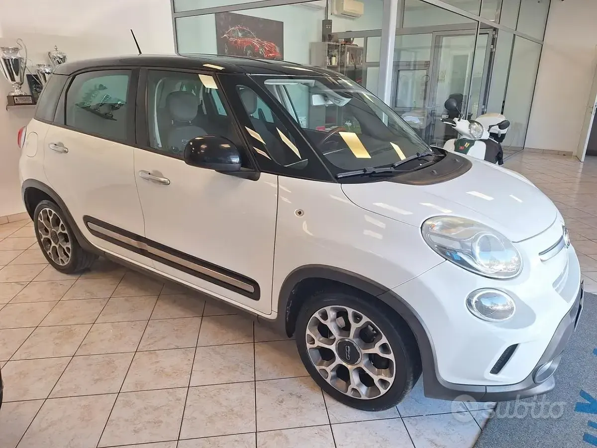 Usata Fiat 500L Trekking 120 CV (88 kW) 2016 Bianco Monovolume