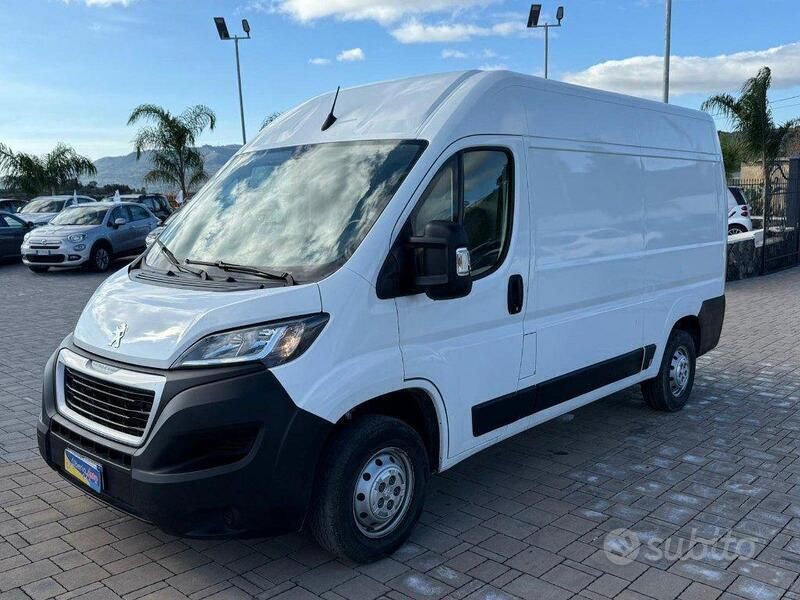 Bianco Usata 2021 Peugeot Boxer S Furgone | 18.000 € (Molto cara) - Immagine 1/4