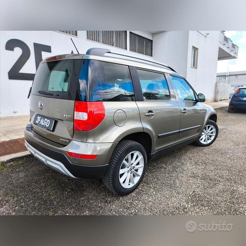 Usata Skoda Yeti GreenLine 105 CV (77 kW) 2015 SUV