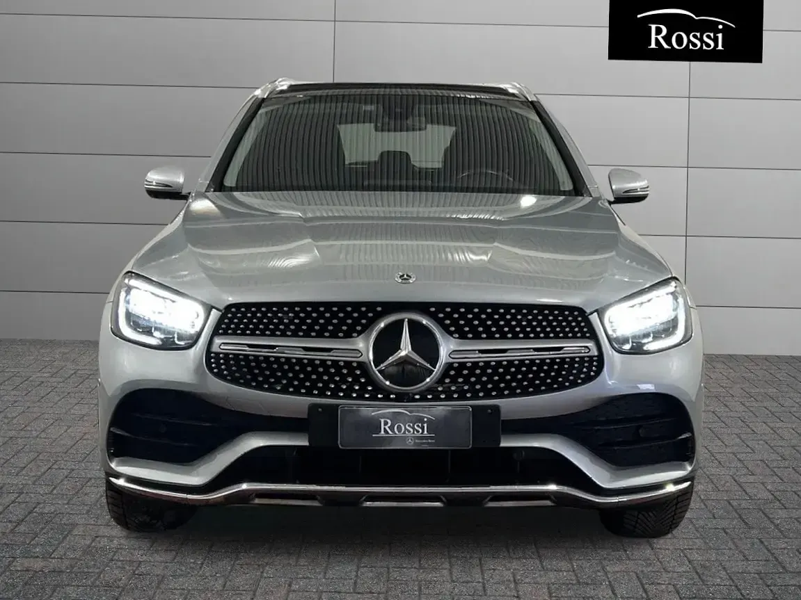 Gebraucht Mercedes GLC300e Premium 194 PS (142 kW) 2022 Silber SUV