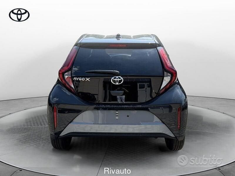 Nuova Toyota Aygo X Trend 72 CV (52 kW) 2025 Blu SUV