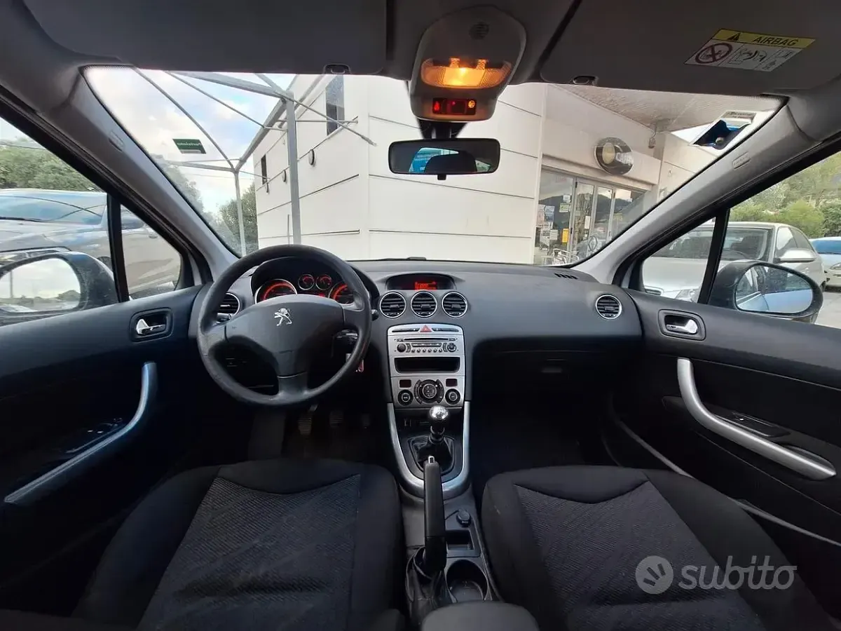 Usata Peugeot 308 Business-Line 112 CV (82 kW) 2013 Grigio Station wagon