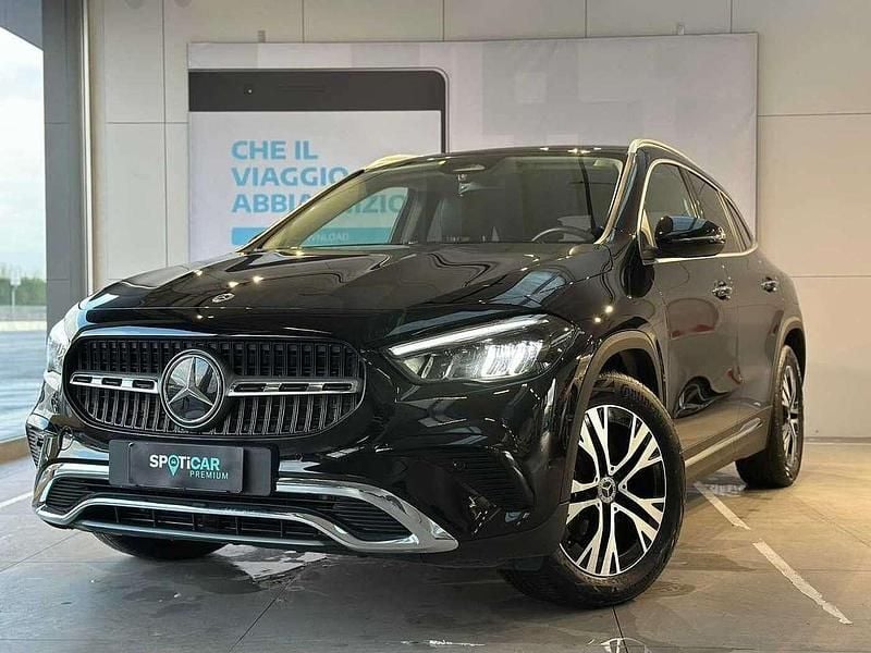 Usata Mercedes GLA200 Advanced Plus 150 CV (110 kW) 2025 Nero SUV