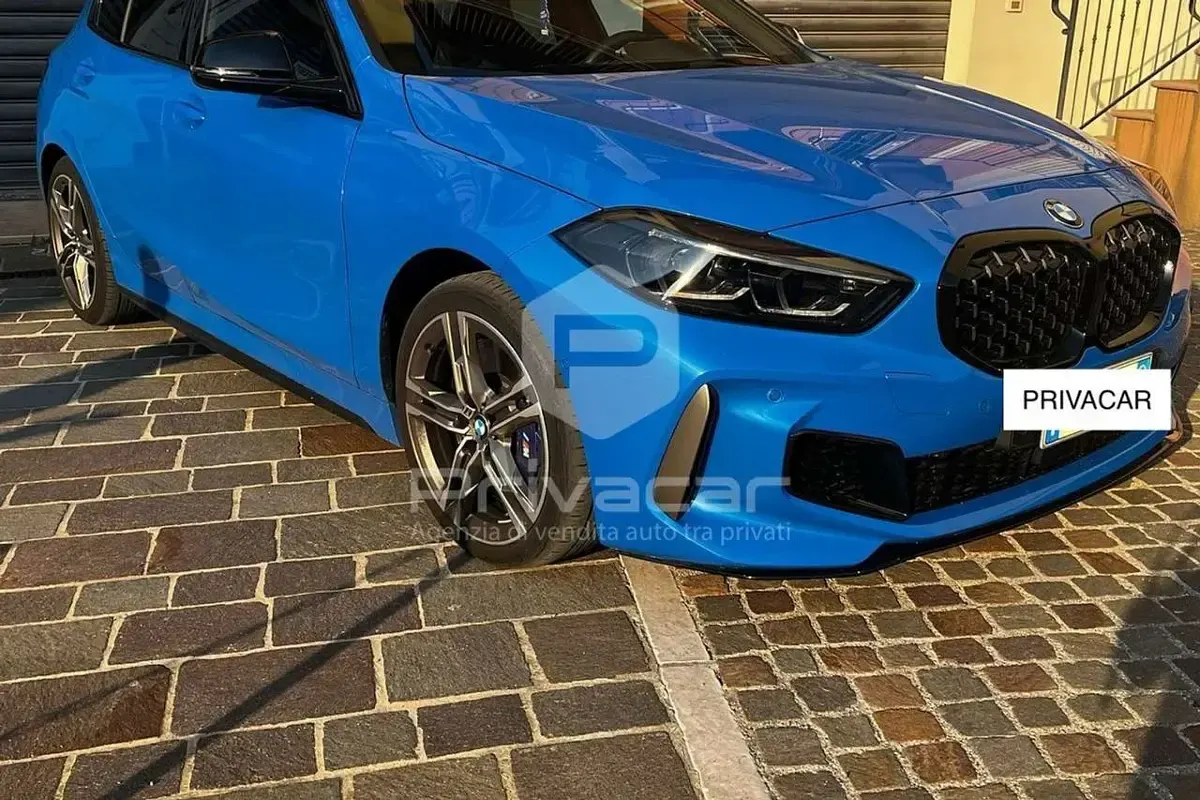 Usata BMW M135 Comfort Edition 306 CV (225 kW) 2023 Blu Utilitaria