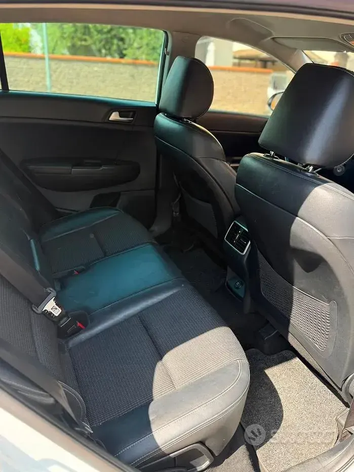 Usata Kia Sportage 115 CV (84 kW) 2016 Bianco SUV