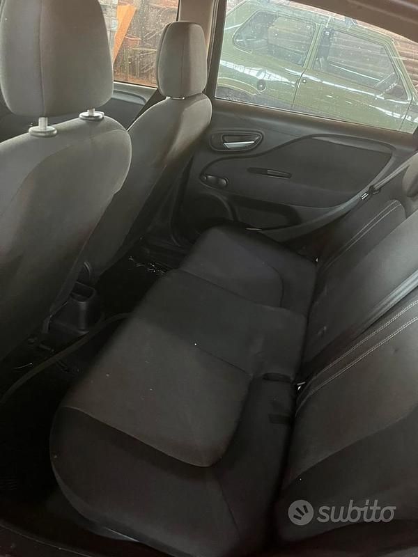 Usata Fiat Punto 65 CV (47 kW) 2014 Nero Utilitaria