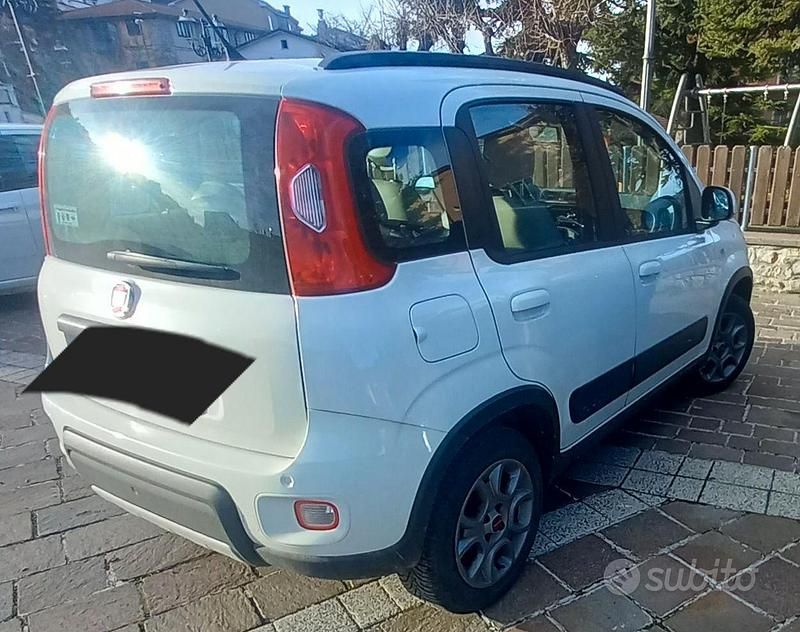 Usata Fiat Panda 4x4 75 CV (55 kW) 2013 Bianco Utilitaria