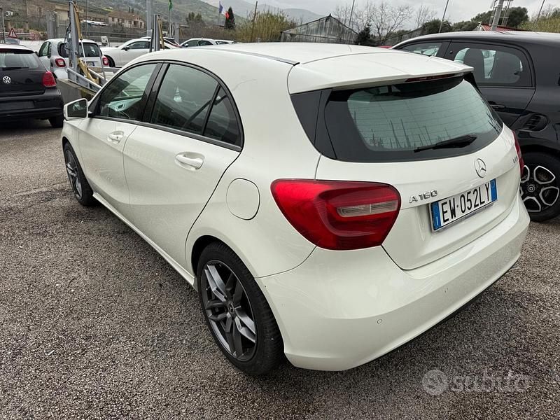 Usata Mercedes A160 Executive 89 CV (65 kW) 2014 Bianco Berlina