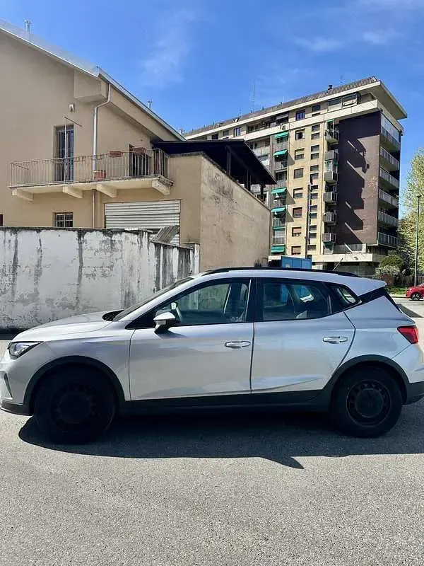 Usata Seat Arona Reference 95 CV (69 kW) 2022 Grigio SUV