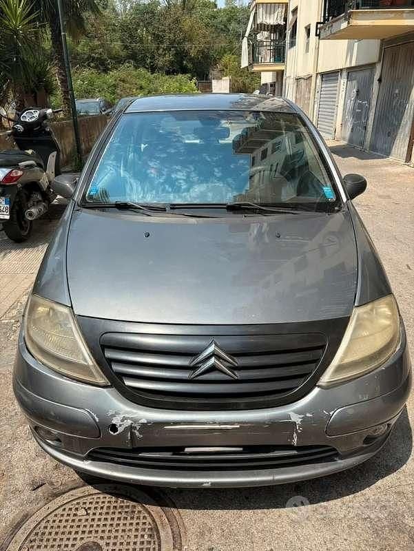 Usata 2005 Citroën C3 Exclusive Berlina | 800 € (Super prezzo) - Immagine 1/4