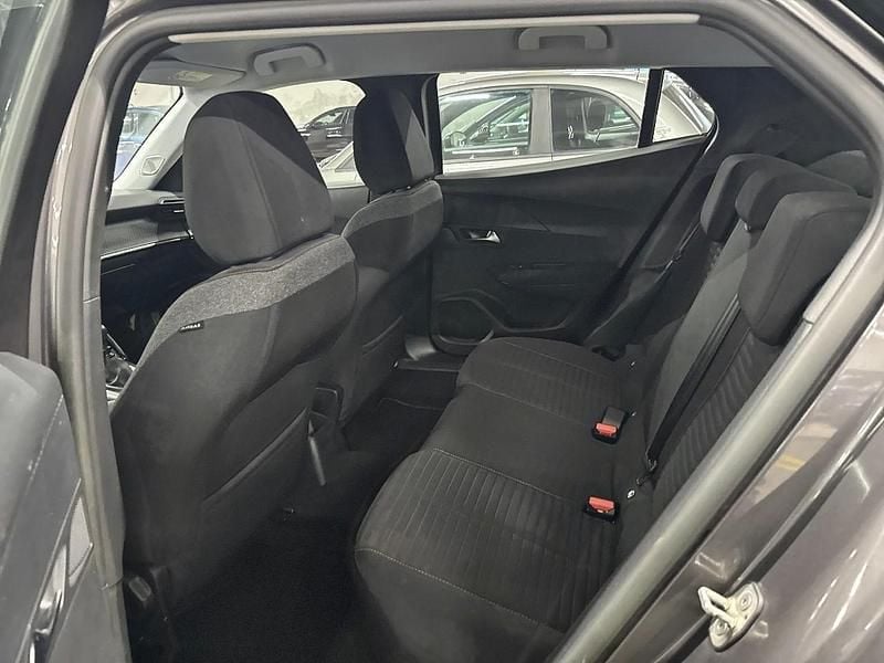 Usata Peugeot 2008 Active 102 CV (75 kW) 2021 Grigio SUV