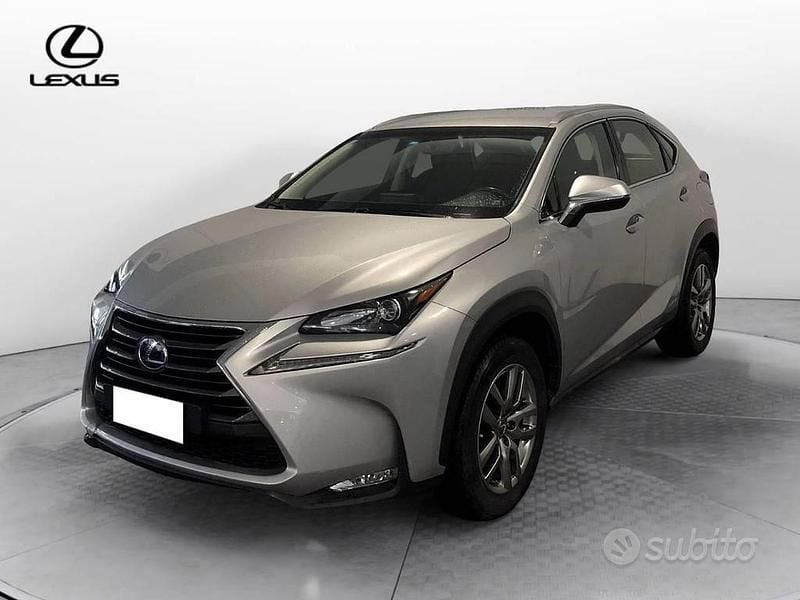 Usata Lexus NX300h Executive Line 197 CV (144 kW) 2017 Grigio SUV