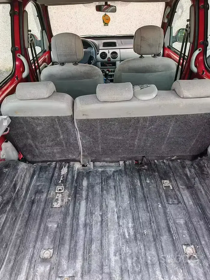 Usata Renault Kangoo 82 CV (60 kW) 2004 Monovolume