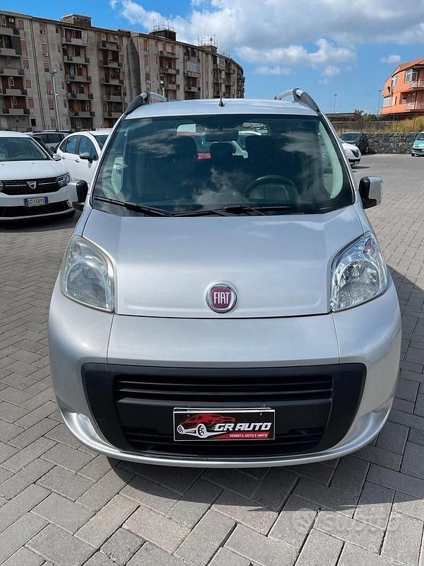 Usata Fiat Qubo Trekking 75 CV (55 kW) 2013 Grigio Monovolume