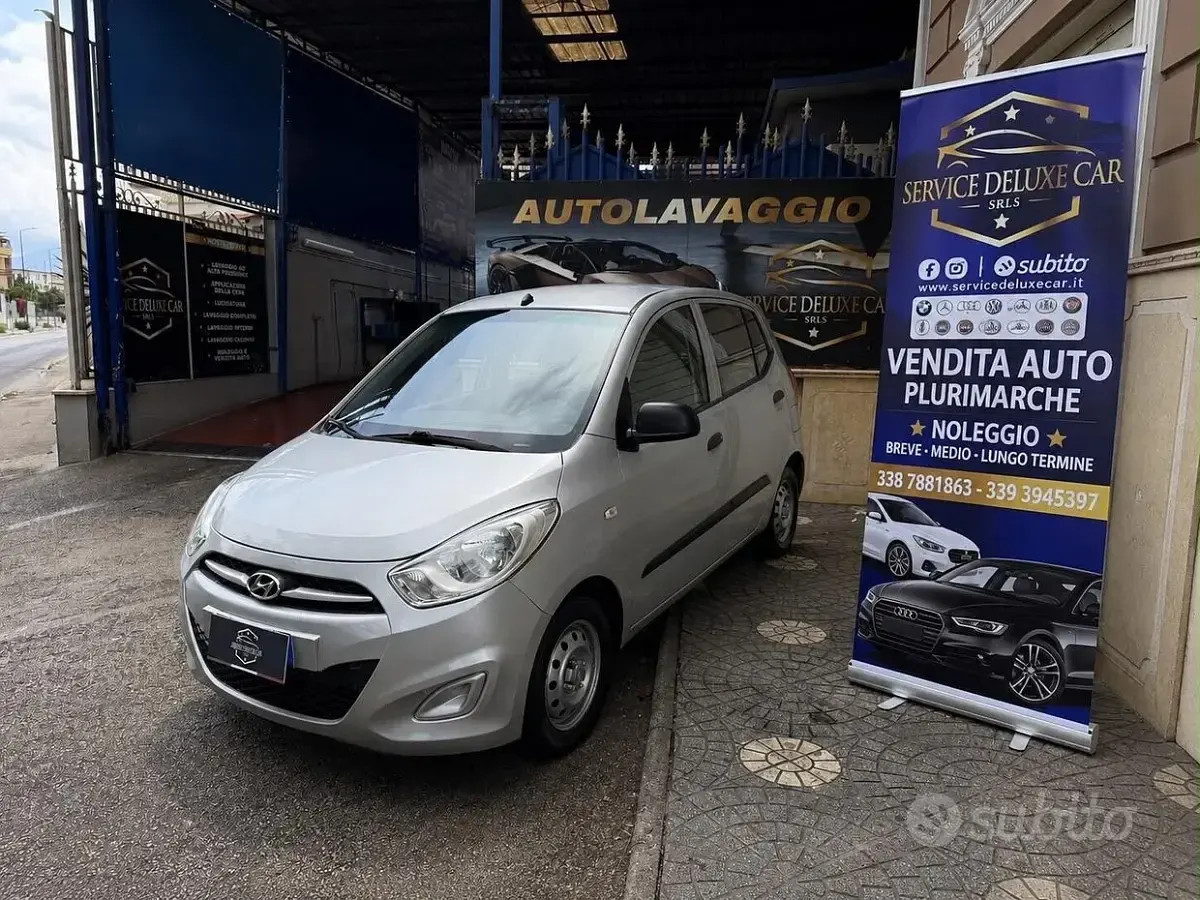 Usata Hyundai i10 Edition 69 CV (50 kW) 2013 Grigio Utilitaria