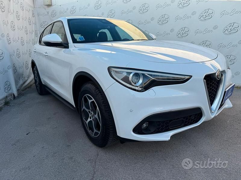 Usata Alfa Romeo Stelvio Super 190 CV (139 kW) 2022 Bianco SUV