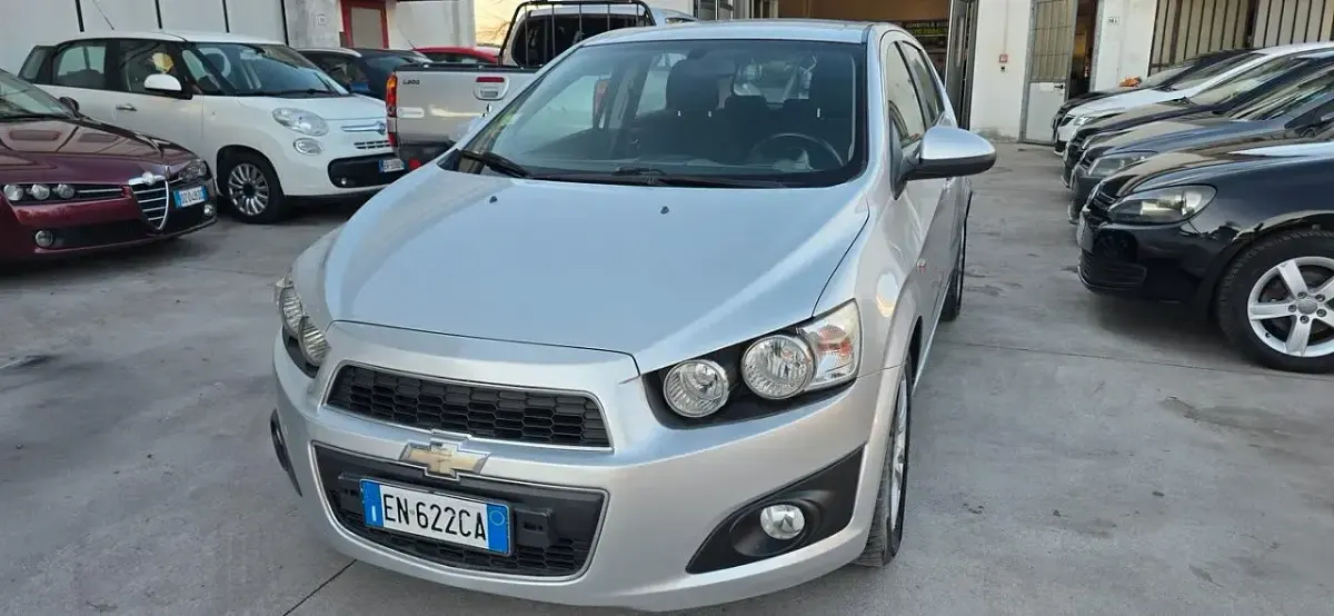 Usata Chevrolet Aveo LT 86 CV (63 kW) 2013 Grigio Berlina