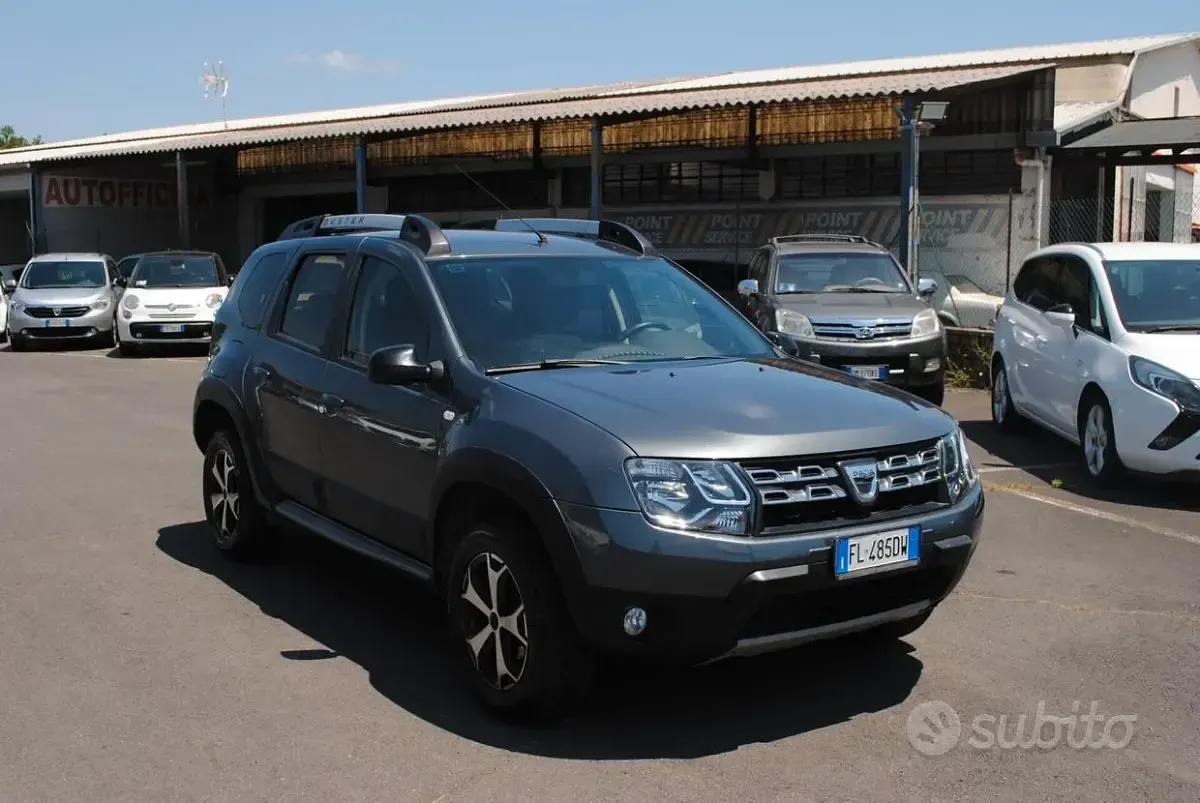 Usata Dacia Duster 109 CV (80 kW) 2017 Grigio SUV