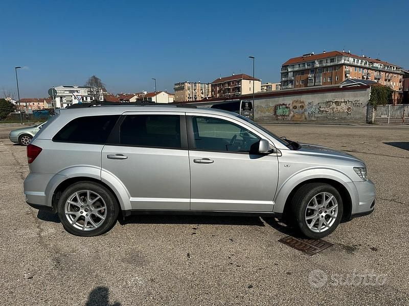 Usata Fiat Freemont Black Code 170 CV (125 kW) 2012 Grigio SUV
