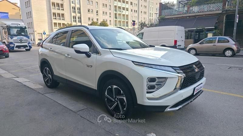 Usata Mitsubishi Eclipse Cross Instyle 98 CV (72 kW) 2022 Bianco SUV