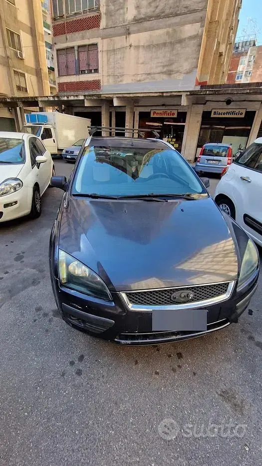 Usata Ford Focus 90 CV (66 kW) 2007 Blu Station wagon