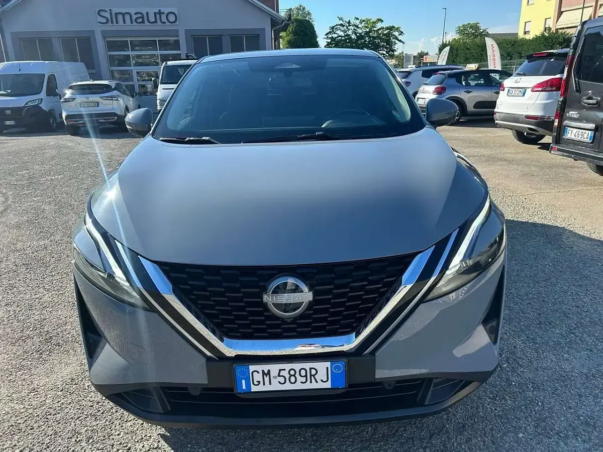Usata Nissan Qashqai N-Connecta 158 CV (116 kW) 2023 Ceramic grey SUV