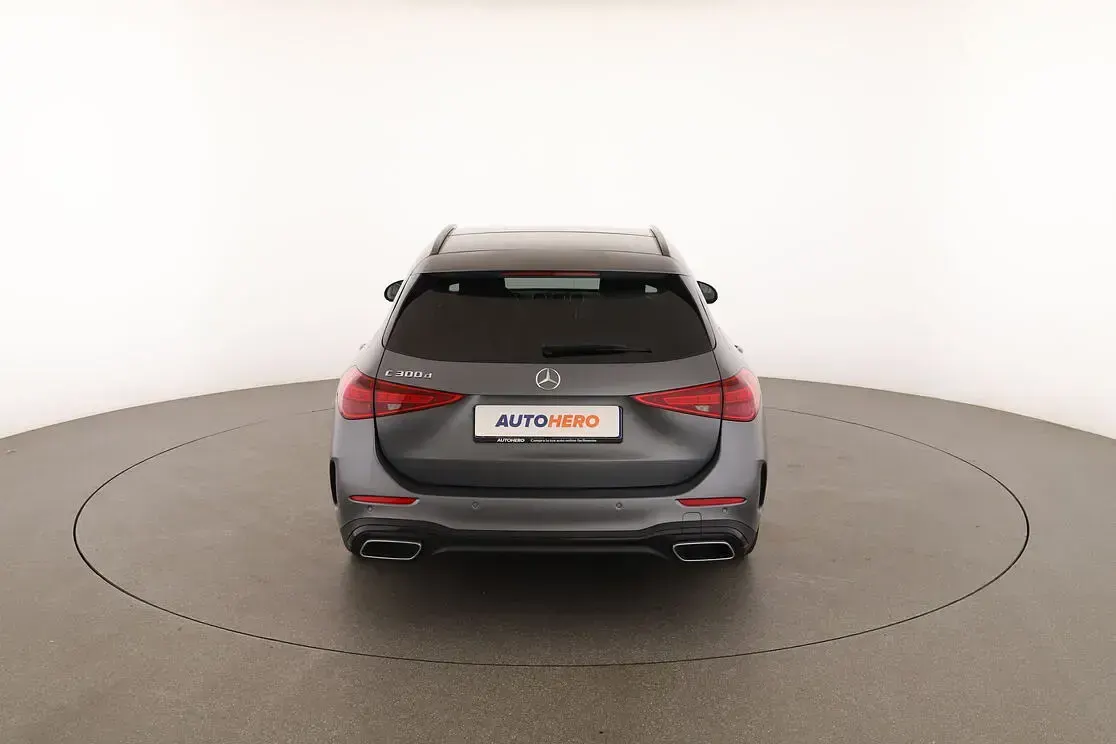Usata Mercedes C300 Premium 286 CV (210 kW) 2022 Grigio
