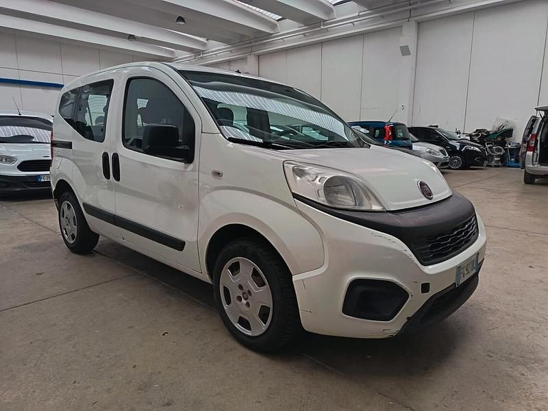 Usata Fiat Qubo Lounge 80 CV (58 kW) 2017 Bianco Monovolume