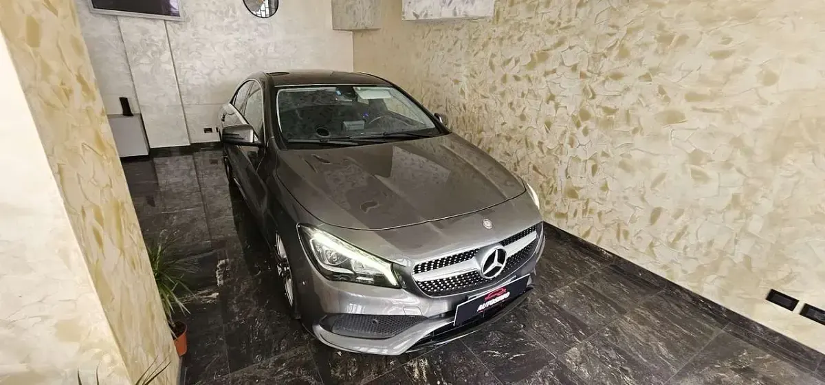 Usata Mercedes CLA220 177 CV (130 kW) 2017 Nero Coupé