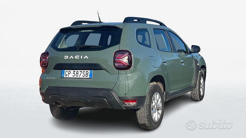 Usata Dacia Duster Expression 101 CV (74 kW) 2023 Verde scuro SUV