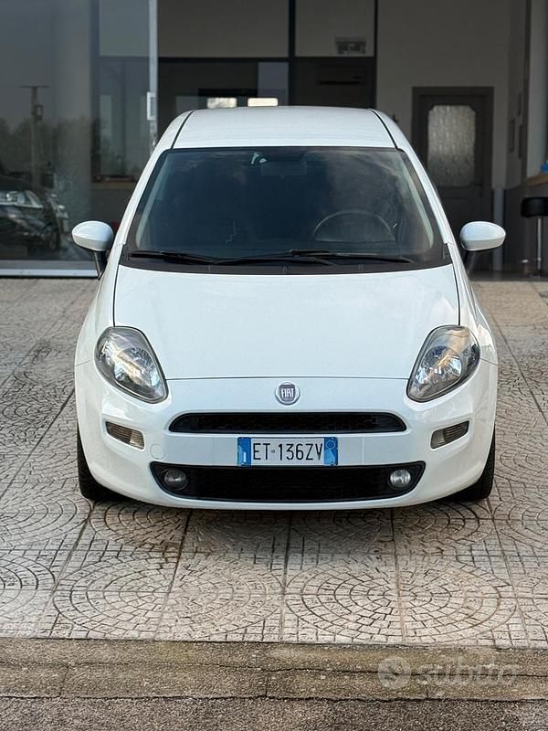 Usata Fiat Punto Sport 75 CV (55 kW) 2014 Bianco Utilitaria
