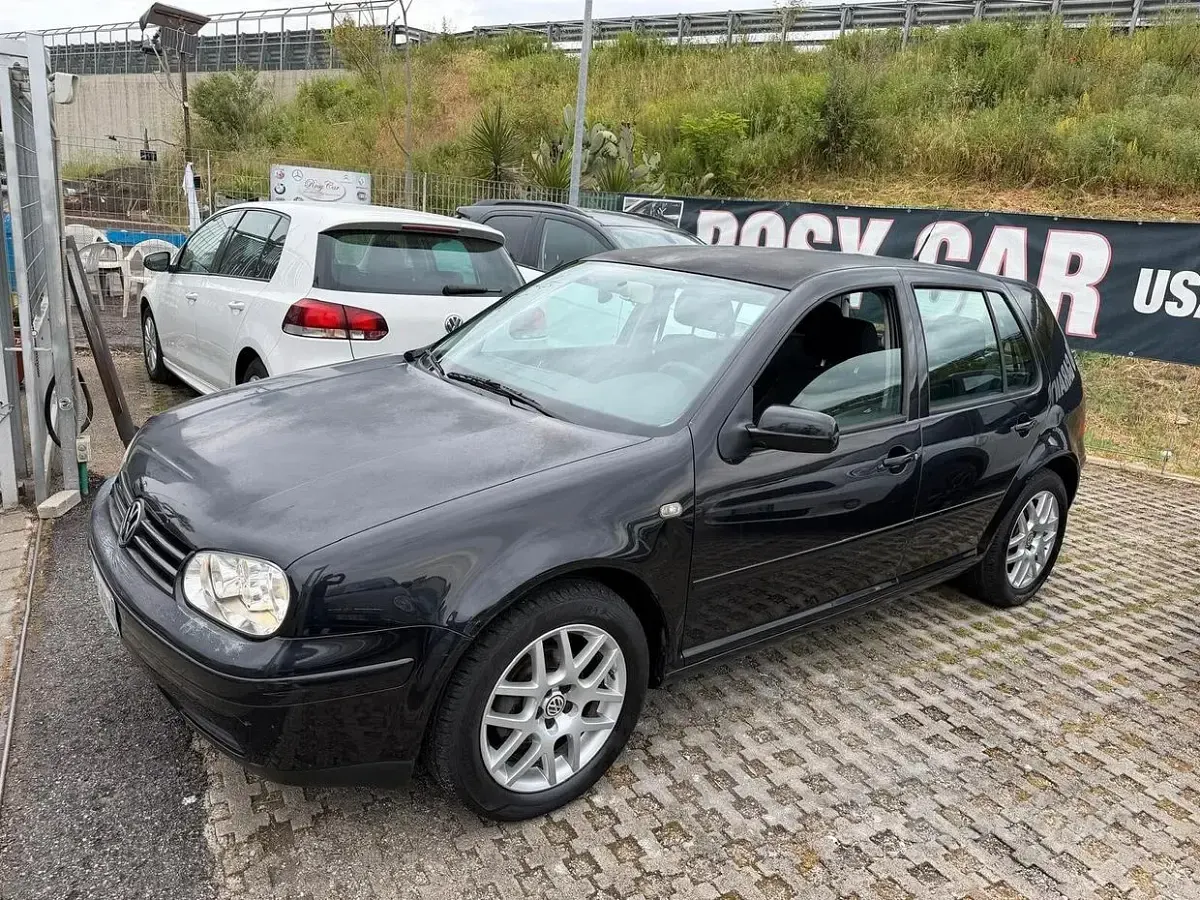 Usata VW Golf IV Highline 105 CV (77 kW) 2001 Nero Berlina