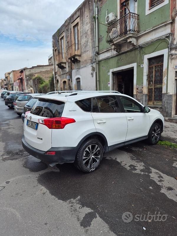 Usado Toyota RAV4 124 CV (91 kW) 2014 Blanco SUV